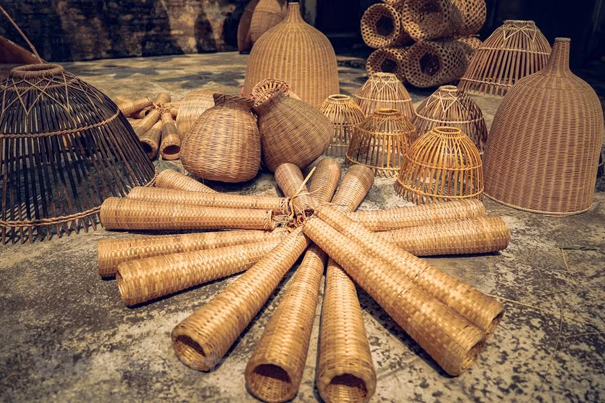 The fish pots are no longer in wide use. But that doesn’t mean that the craft has fallen into oblivion, though fish pots are now largely sold as works of art or decorative items for the home. (Photo: Vietnam+)