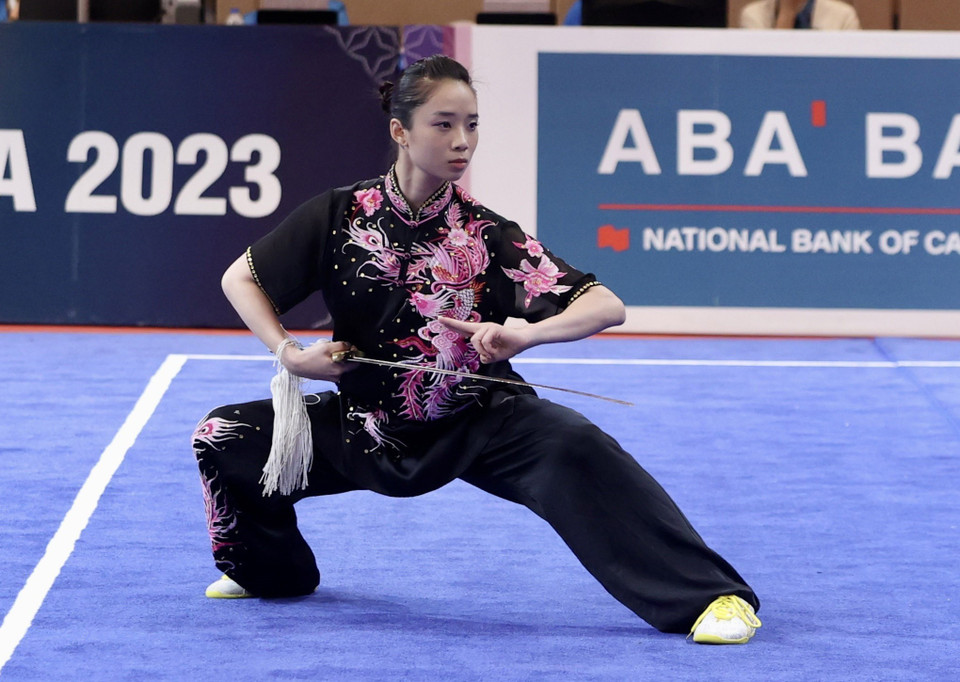 Duong Thuy Vi wins the first gold medal for Wushu Vietnam. (Photo: VNA)