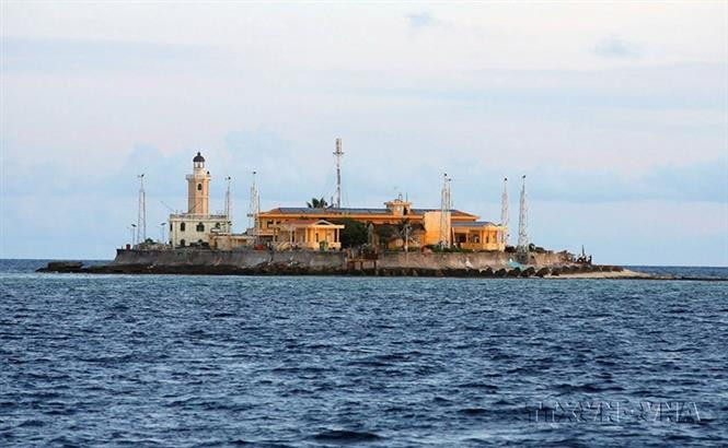 Phan Vinh Island in the Truong Sa (Spratly) Archipelago, the south-central province of Khanh Hoa, is named after martyr-hero Nguyen Phan Vinh, Captain of Vessel C235, who sacrificed himself in the course of his duties in the area around Heo Islet in Ninh Van commune, Ninh Hoa town, Khanh Hoa province, in March 1968. (Photo: VNA) 