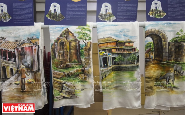 High-quality Ma Chau silk products (Photo:VNA)