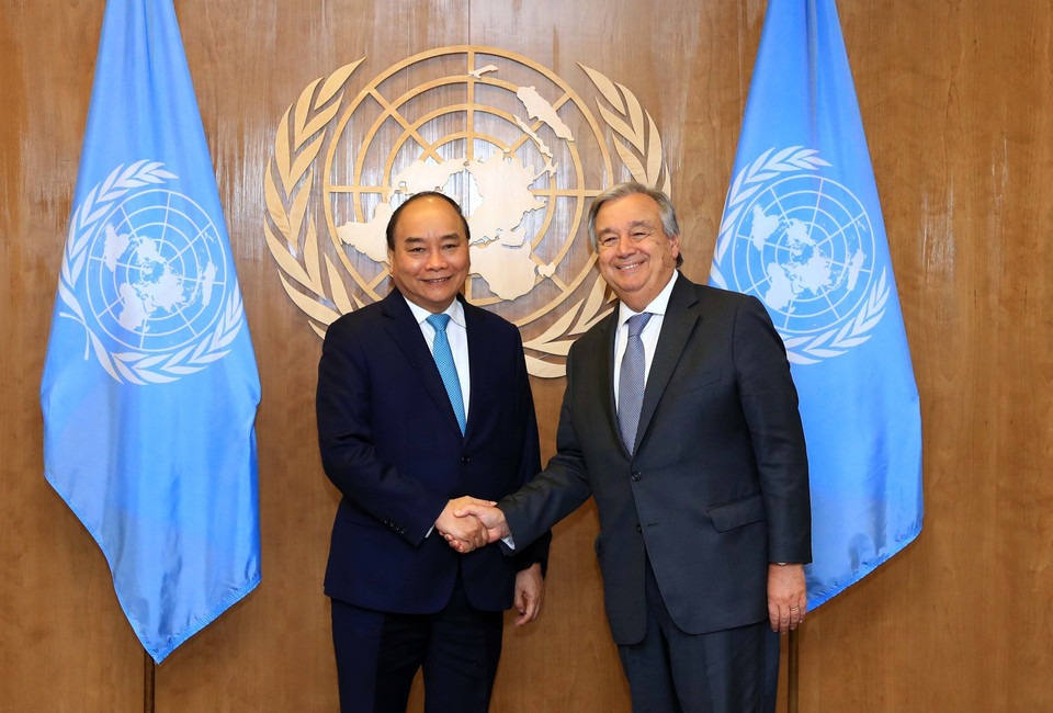 PM Nguyen Xuan Phuc meets with UN Secretary-General Antonio Guterres in New York on September 27 (Photo: VNA)