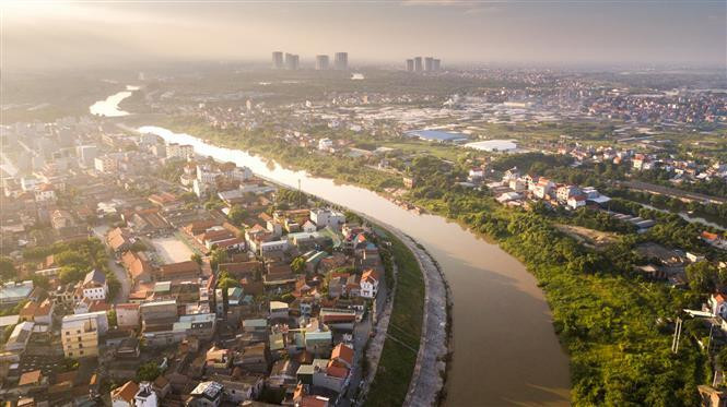 With a history of more than 500 years, Bat Trang pottery village still retains a lot of cultural values (Photo:VNA)