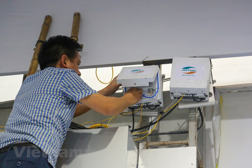 VNPT and Viettel provide Internet connection for the IMC during the event (Photo: VNA)