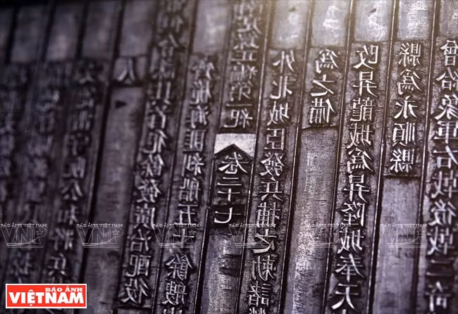 Royal document issued by King Gia Long (1762-1820) (Photo: VNA)