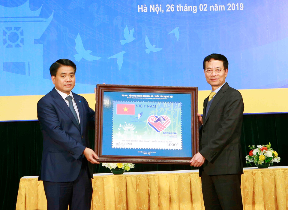 The stamp set is designed by painters Nguyen Du and To Minh Trang of the Vietnam Post (Photo: VNA)