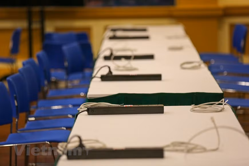 Electricity and internet connection are ensured to be stable during the operation of IMC (Photo: VNA)