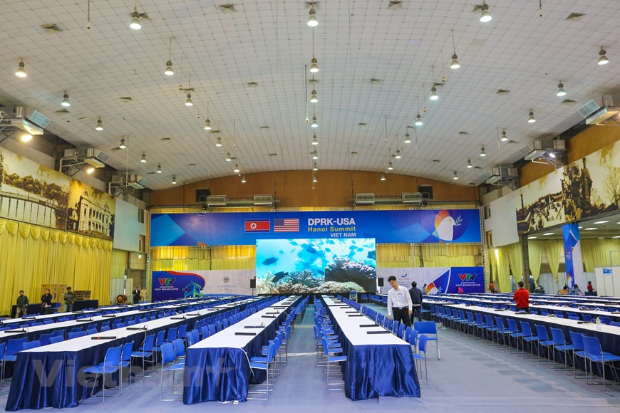 Common working space and private studios for large media agencies with basic equipment (Photo: VNA)