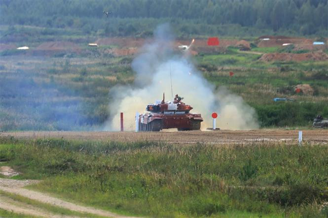 The International Army Games 2021 takes place from August 22 to September 4, featuring the participation of 275 teams from 42 countries and territories worldwide competing in 34 categories. (Photo: VNA)