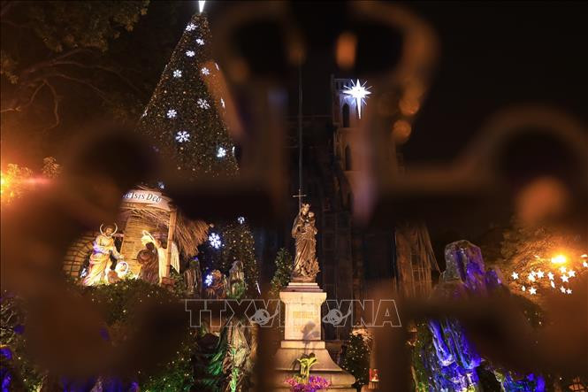 Hanoi St. Joseph’s Cathedral is ready to welcome Christmas (Photo: VNA) 