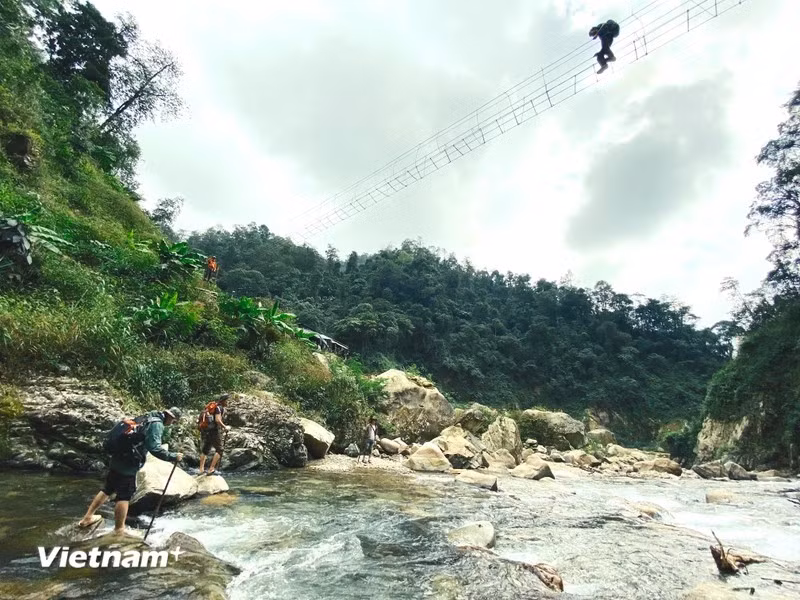 To visit this mountain in Vietnam, travellers need to secure a permit from the Lai Chau Provincial Border Guard Command in Lai Chau city. The legendary Mt Pusilung remains a dream destination for many adventurers. (Photo: Vietnam+)