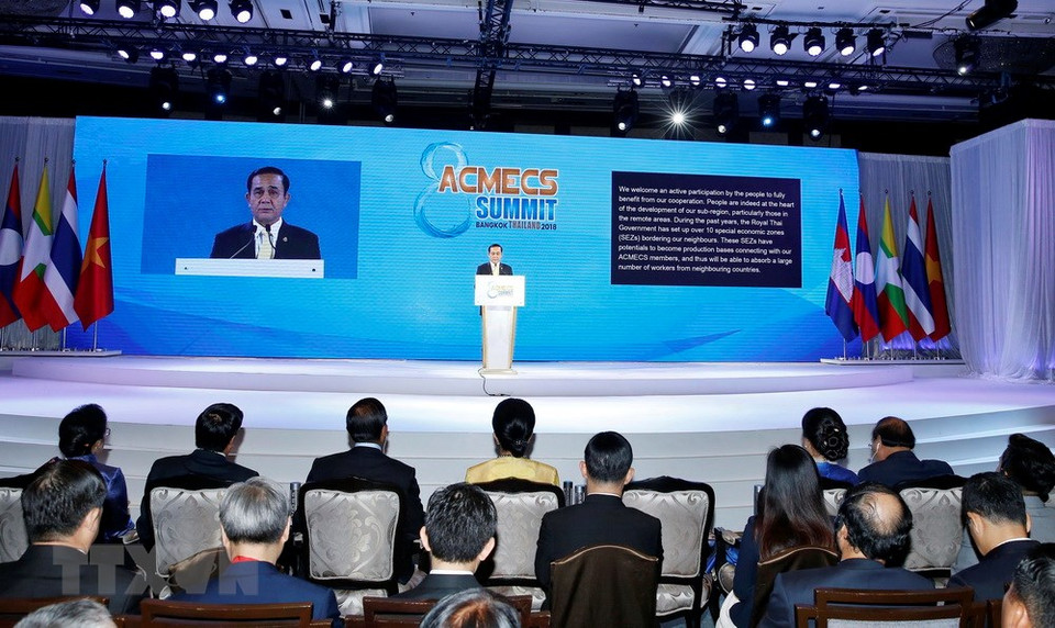 Thai PM Prayuth Chan-o-cha delivers his opening speech at the summit(Photo: VNA)