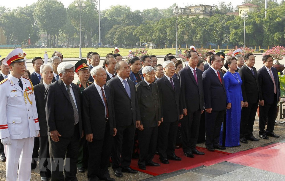 President Ho Chi Minh led the nation to success in the struggle for national independence and in establishing the Democratic Republic of Vietnam following the August Revolution in 1945. He passed away in 1969 (Photo:VNA)