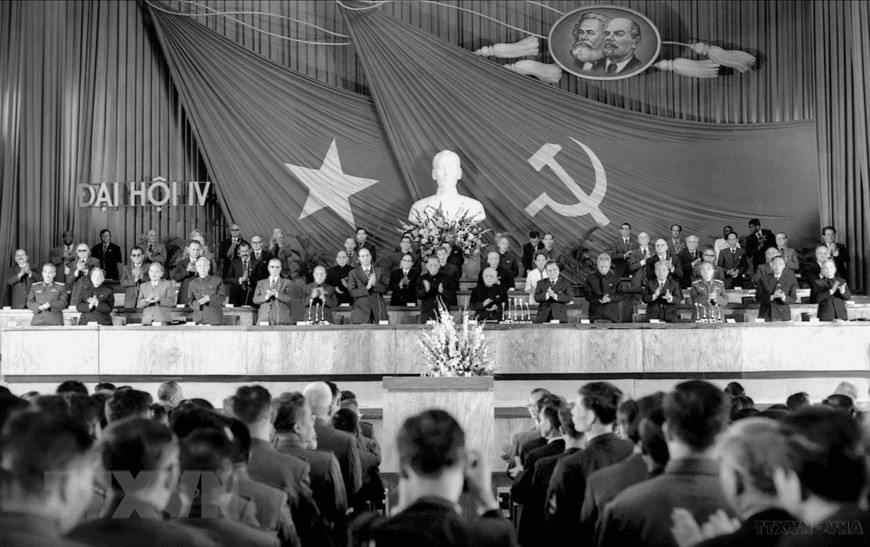 The fourth National Party Congress is held from December 14-20, 1976 in Hanoi. (Photo: VNA)