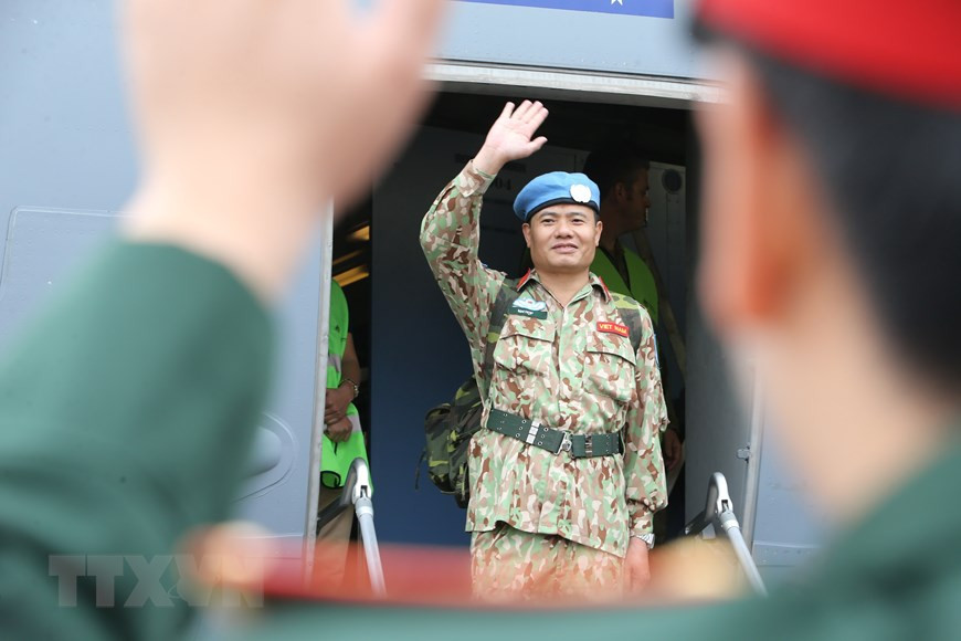 Officers and soldiers of the hospital will accomplish their mission of ensuring health care for UN peacekeepers in South Sudan (Photo: VNA)