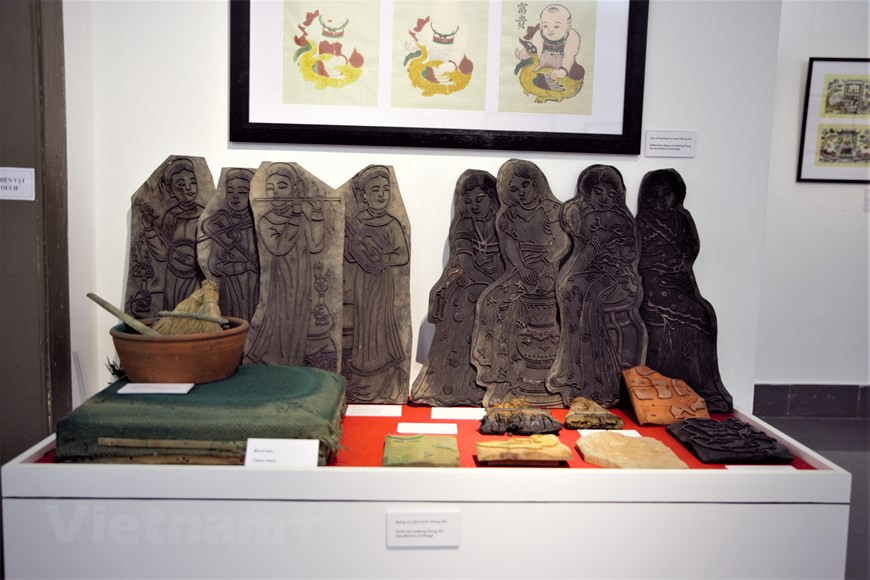 More than 100 objects on show include paintings, woodcuts and painting making tools (Photo: VNA)