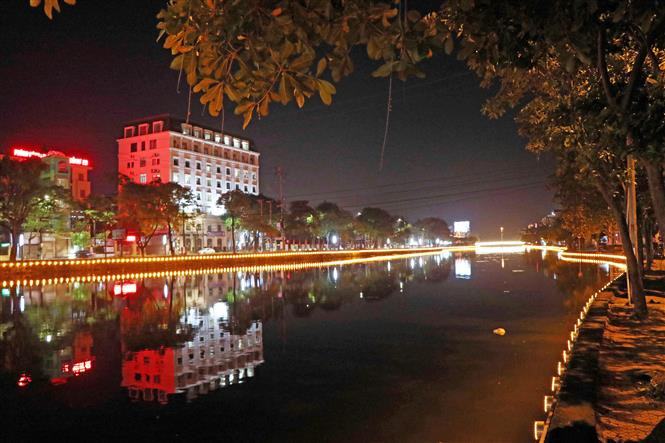 Sat river at night (Photo: VNA)