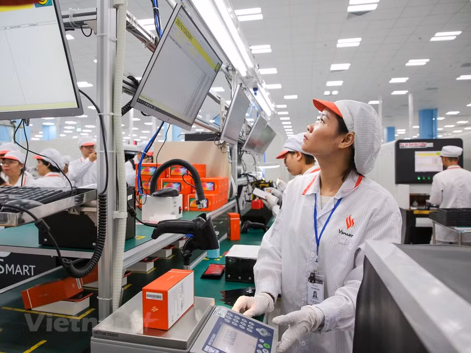In addition to the state-of-the-art infrastructure system, VinSmart also cooperates with leading scientists, engineers, and product designers from all over the world, and invests in its own research and development institutions (Photo: Minh Son/Vietnam+)