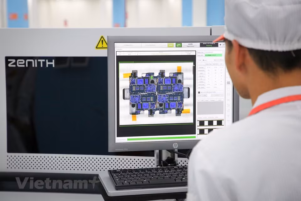 The factory not only produces products with Vsmart brand name but also fully capable of meeting orders worldwide (Photo: Minh Son/Vietnam+)