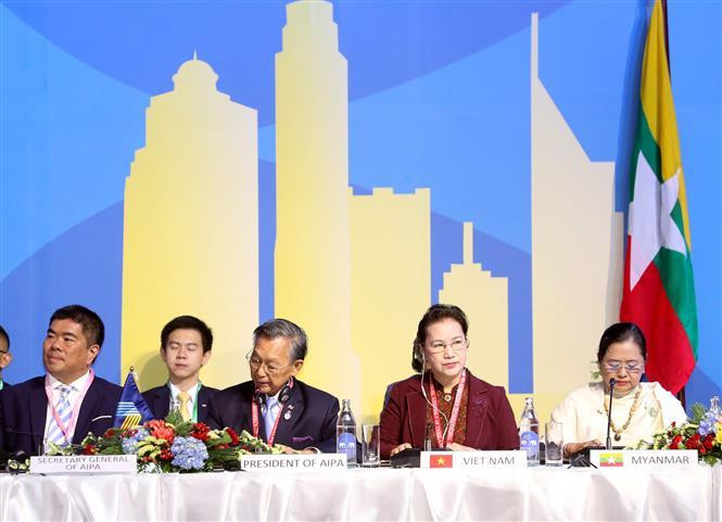 National Assembly Chairwoman Nguyen Thi Kim Ngan attends the first plenary session of the 40th General Assembly of the ASEAN Inter-Parliamentary Assembly (Photo: VNA)