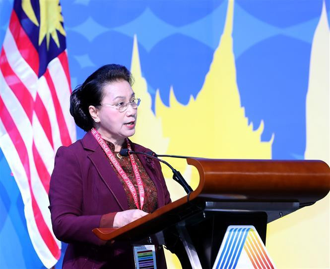 National Assembly Chairwoman Nguyen Thi Kim Ngan delivers a speech at AIPA 40 first plenary session (Photo: VNA)