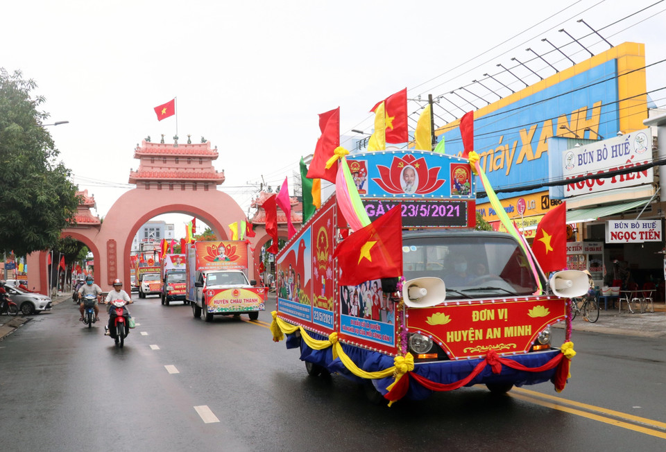 Kien Giang province welcomes festive day of all people. (Photo: VNA)