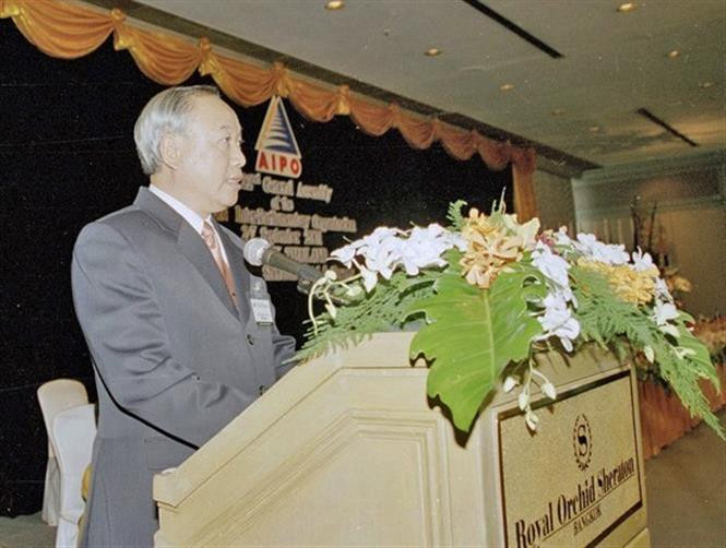 Chairman of the National Assembly Nguyen Van An delivers a speech at the 22nd General Assembly of the ASEAN Inter-Parliamentary Organisation (AIPO-22). The event took place in Bangkok, Thailand from September 2-7, 2001. (Photo: VNA)