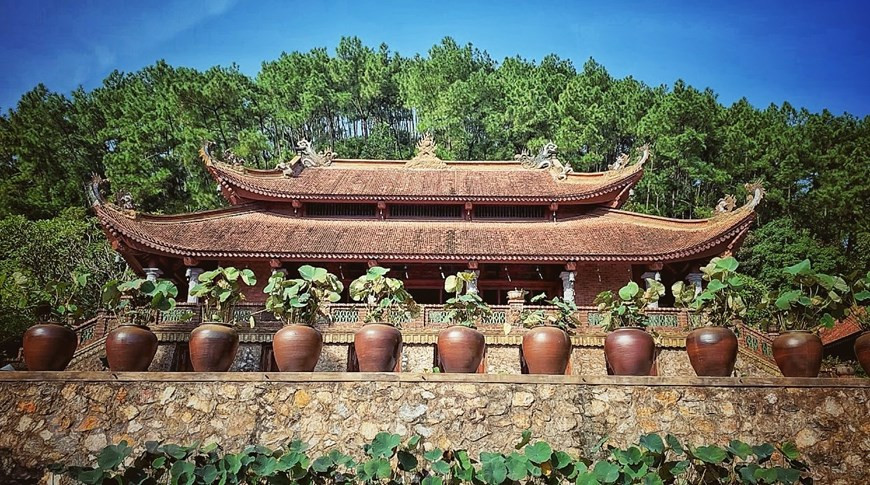 The pagoda is an intimate venue of many Buddhists in the North for its tranquility (Photo: VNA)