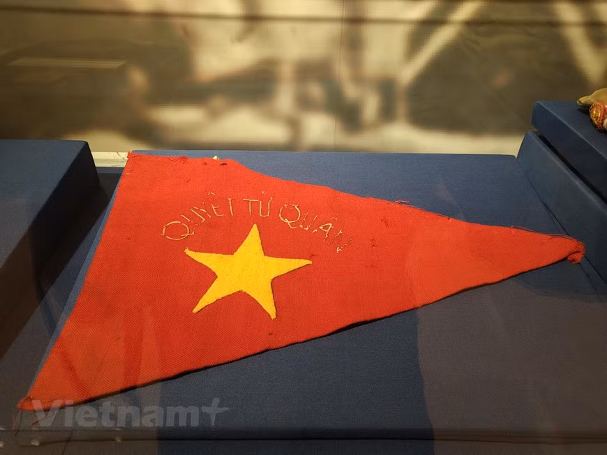 On the occasion of 75 years since the launch of the National Resistance War (December 19, 1946 - 2021), the Vietnam National Museum of History and the Archives Department of the Party Central Committee’s Office on December 16 opened an exhibition about Viet Bac, a region located in the north of Hanoi that served as the base of support during the resistance war against the French colonialists (1946 - 1954). The event features more than 200 outstanding documents, objects, and images recalling the historic moments of the country. Before that, ‘Khu giai phong Viet Bac’ (Viet Bac Liberation Zone) was set up in June 1945 to prepare for the August Revolution to seize power and gain independence. (Photo: VietnamPlus)