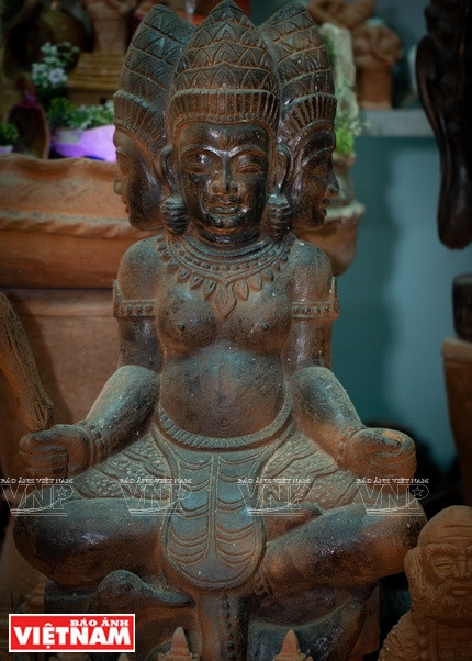 Pottery statues reflect rich religious values of Cham ethnic people (Photo: VNA)