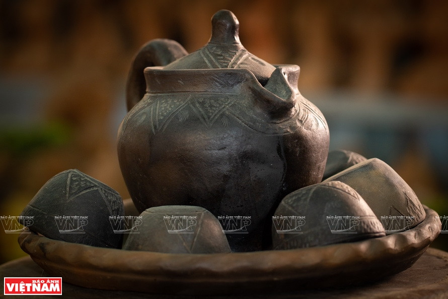 Bau Truc pottery products are still used widely by Cham ethnic community in the region (Photo: VNA)