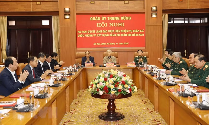 The meeting reviews the implementation of military and defence tasks in 2020 and discussed the duties for next year (Photo: VNA)
