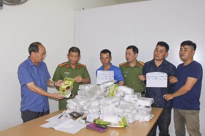 Dien Bien: three arrested for smuggling 50 kg of meth