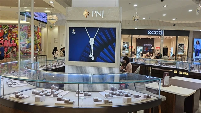 A store of Phu Nhuan Jewellery in Aeon Mall Ha Dong in Hanoi. (Photo: VNA)