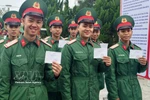 Soldiers in Con Co special zone of Quang Tri province enthusisastically join the general election on March 15. (Photo: VNA)