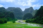 Tam Coc - Bich Dong tourist area seen from above. (Photo: nhandan.vn)