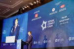 Deputy Prime Minister Nguyen Van Thang speaks at the forum. (Photo: vneconomy.vn)