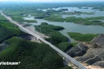 Over 220km of the North-South Expressway component project is opened to traffic on August 19. (Photo: VNA)