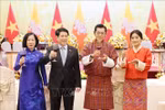 State President Luong Cuong (second, left) and his spouse host a solemn banquet in Hanoi on August 19 evening in honour of Bhutanese King Jigme Khesar Namgyel Wangchuck, Queen Jetsun Pema Wangchuck and the high-ranking delegation of Bhutan. (Photo: VNA)