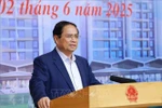 Prime Minister Pham Minh Chinh addresses the working session (Photo: VNA)