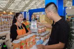 A booth showcases OCOP products from Quang Ninh province at the Autumn Fair 2025. (Photo: VNA)