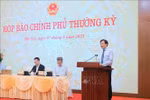 Minister and Chairman of the Government Office Tran Van Son, who is Spokesperson of the Government, speaks at the press conference. (Photo: VNA)