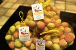 Hai Duong lychees are sold at a supermarket in Paris. (Photo: VNA)