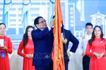 Prime Minister Pham Minh Chinh presents first-class Labour Order to Vietnam National University, Ho Chi Minh City (Photo: VNA)