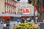 Hanoi is adorned with flowers, flags, banners, and panels to celebrate the 14th National Party Congress. (Photo: VNA)
