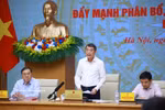 Prime Minister Le Minh Hung (centre) presides over the April 24 national conference on accelerating the allocation and disbursement of public investment capital in 2026. (Photo: VNA)
