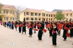 Students at Linh Phu Primary and Secondary Boarding School for Ethnic Minorities (Photo: VNA)