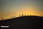 Sand dunes in Mui Ne at sunset. (Photo: VNA)