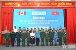 Delegates attending the opening of the UNITAR gender-focused military adviser training course pose for a group photo. (Source: qdnd.vn)