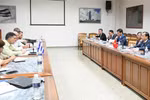 The working session between Cuban Minister of Foreign Trade and Investment Oscar Perez Oliva and the Vietnamese delegation. (Photo: VNA)