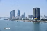 Many private businesses are investing in the service and real estate sectors in Da Nang. (Photo: VNA)